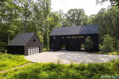 60 Selleck Hill Rd, Salisbury, CT 06068