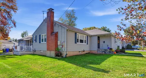 137 Dale Rd, Wethersfield, CT 06109