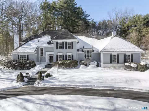 29 Sunset Farm Rd, West Hartford, CT 06107
