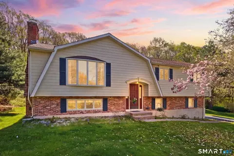 26 Lindsley Dr, Wolcott, CT 06716
