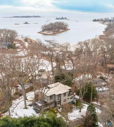 31 Splitrock Rd, Norwalk, CT 06854