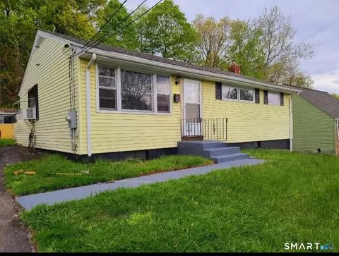 169 Country Club Rd, New Britain, CT 06053