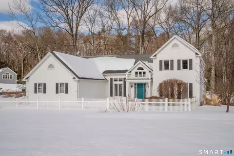 24 Mary Catherine Cir, Windsor, CT 06095