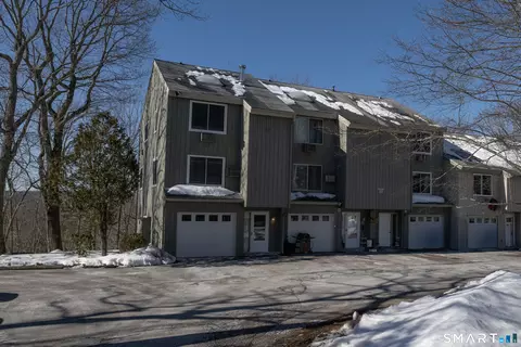 104 Wauwinet Trl #104, Guilford, CT 06437