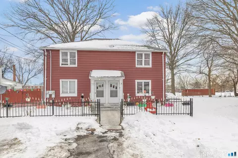 184 Pearl Harbor St, Bridgeport, CT 06610