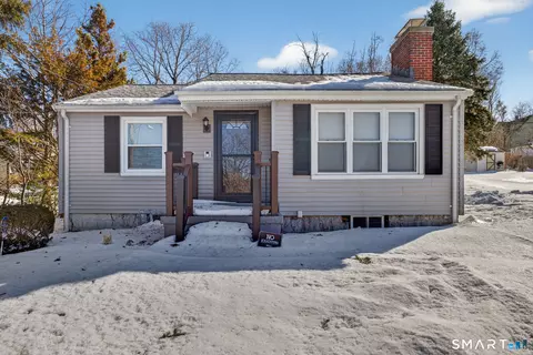 12 Fremont St, Meriden, CT 06451