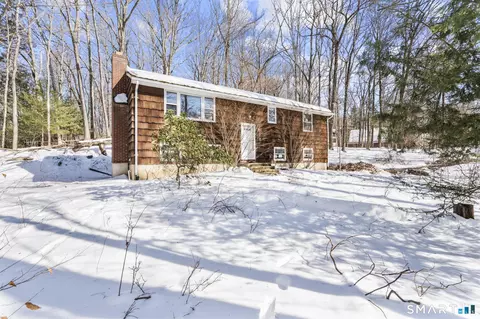 9 New Light Dr, Danbury, CT 06810