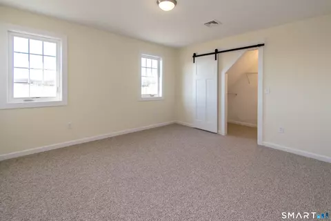 Bedroom - 318 Capen St, Windsor, CT 06095 photo 1 of 6