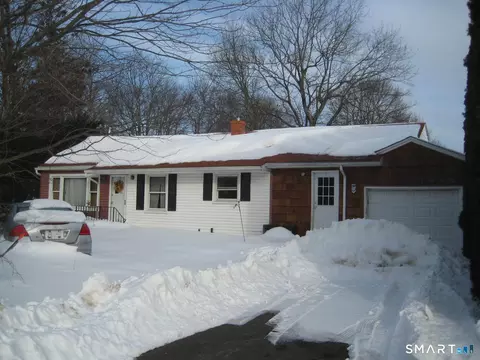 22 North St, Wolcott, CT 06716