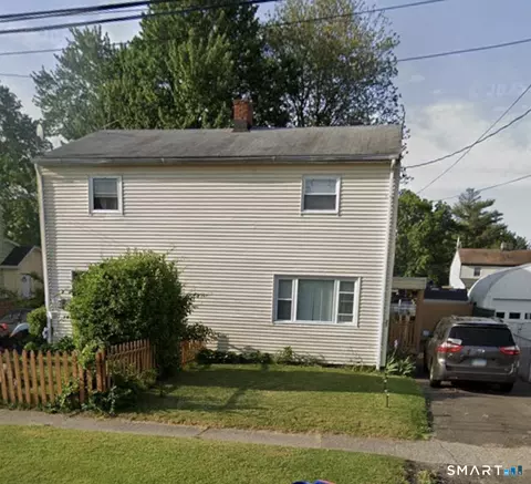 19 Wooster Ave, Stratford, CT 06615