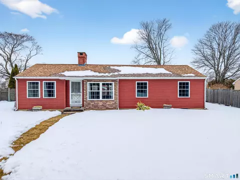 25 Pond Rd, Old Saybrook, CT 06475