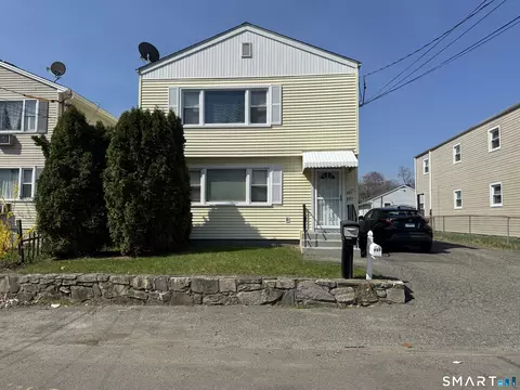403-405 Indian Ave, Bridgeport, CT 06606