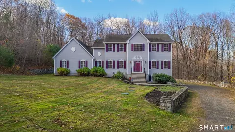 3 Sally Burr Rd, Litchfield, CT 06759