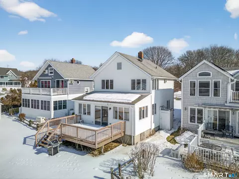 60 64 New Shore Rd, Waterford, CT 06385