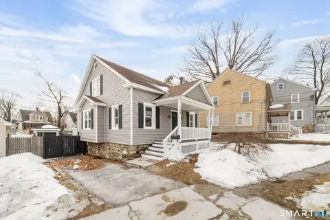 108 Nelson Ave, Waterbury, CT 06705