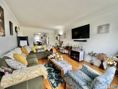 118 Woodside Grn #1A, Stamford, CT 06905