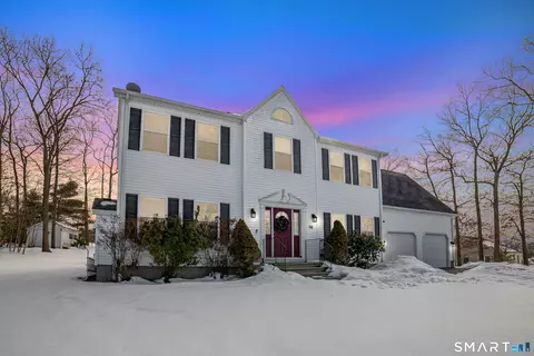 56 Deerwood Dr, Killingly, CT 06239