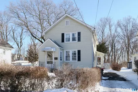 10 Keith St, Norwalk, CT 06854