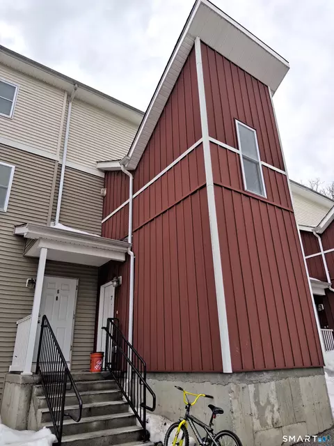 23 Scuppo Rd #5-7, Danbury, CT 06811