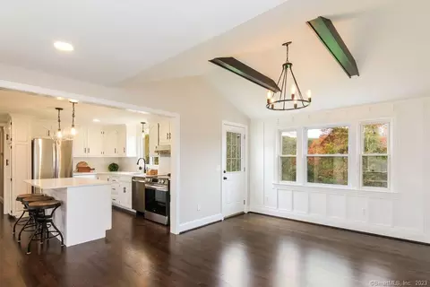 450 Matson Hill Rd, Glastonbury, CT 06073