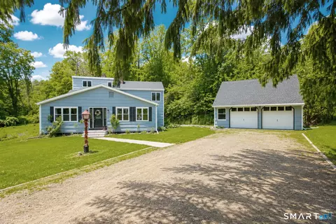 440 Dunbar Hill Rd, Hamden, CT 06514
