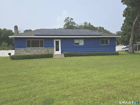 4 Shady Rest Blvd, Sandy Hook, CT 06482