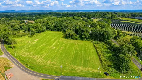 0 Chamberlain Rd, East Windsor, CT 06088