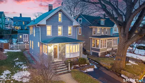 30 Burritt Ave, Norwalk, CT 06854