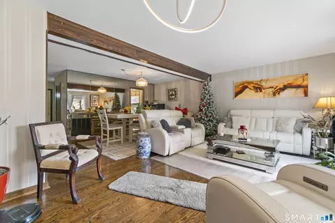 6 Lakeview Dr #6, Southington, CT 06489