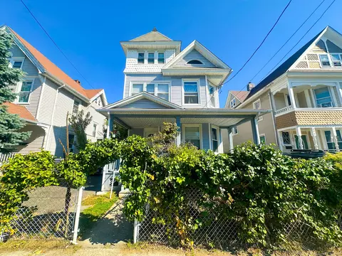 700 Laurel Ave, Bridgeport, CT 06604