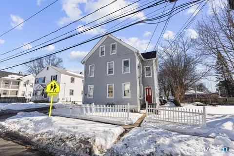 17 Austin St, New Britain, CT 06051