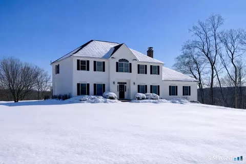 412 Laurelwood Ln, Southbury, CT 06488