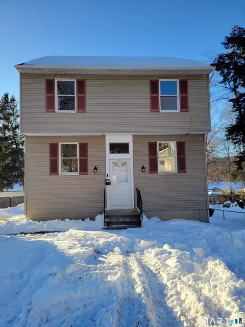 32 Stanley St, Naugatuck, CT 06770