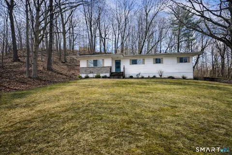 225 Willow St, Hamden, CT 06518