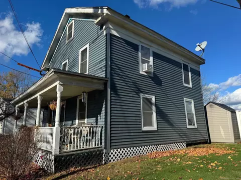 19 Bolles St, Putnam, CT 06260