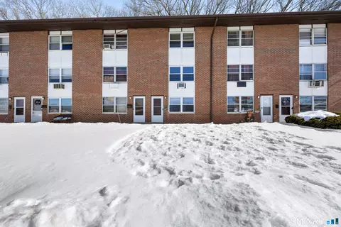 57 Terrace Gdns #57, Wallingford, CT 06492