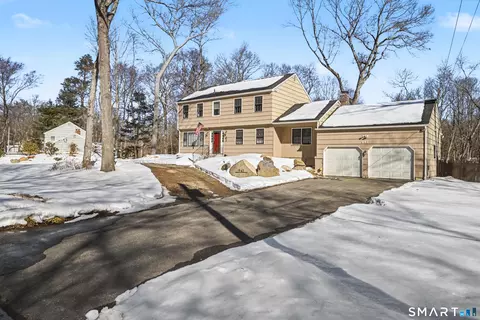 941 Garden Rd, Orange, CT 06477