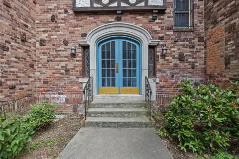 16-20 Townley St #K2, Hartford, CT 06105