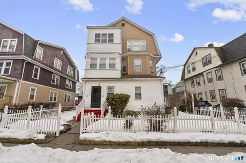 148 Kent St, Hartford, CT 06112