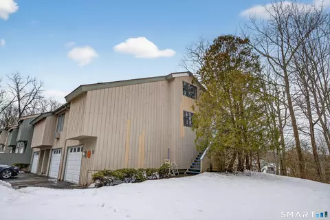 95 Wauwinet Trl #95, Guilford, CT 06437