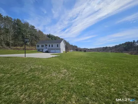 380 Mashentuck Rd, Killingly, CT 06239