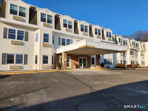 1 Brush Pasture Ln #204, Portland, CT 06480