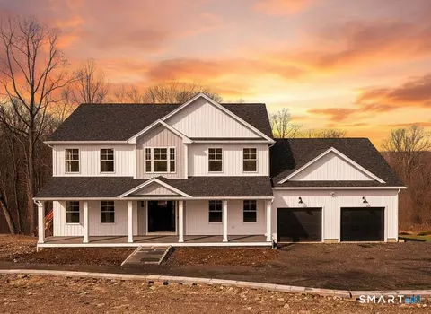 1427 Monroe Tpke, Monroe, CT 06468