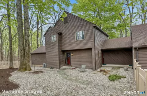 419 Tall Timbers Rd, Glastonbury, CT 06033