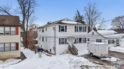 159 Rhodes St, New Britain, CT 06051