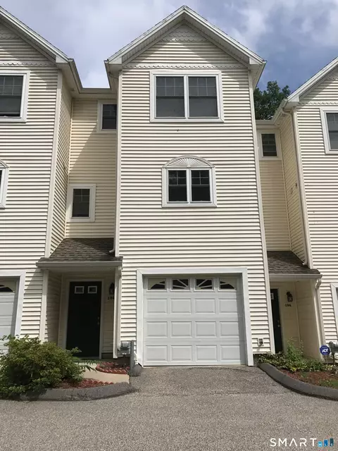 194 Summit St, Norwich, CT 06360