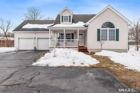 164 Pinney St, Ellington, CT 06029