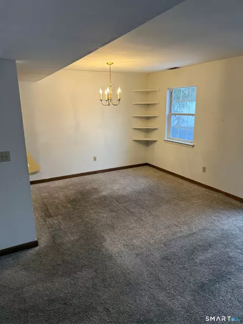 81-95 Park Ave #2008, Danbury, CT 06810