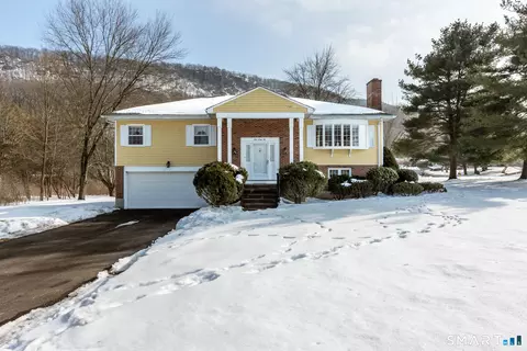 166 Blue Hills Dr, Southington, CT 06489