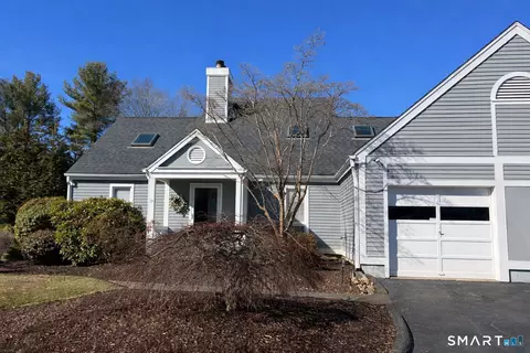 14 Centre Village Dr #14, Madison, CT 06443